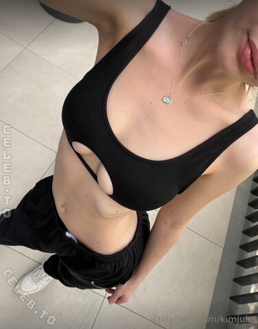 Kim Jule nude photo 22