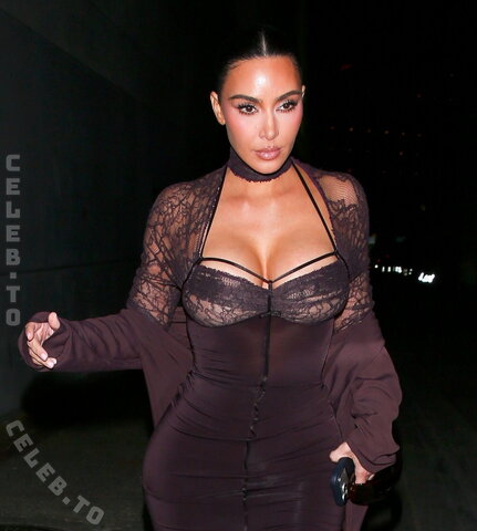 Kim Kardashian nude photo 45