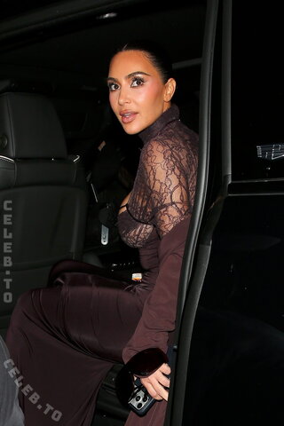 Kim Kardashian nude photo 44