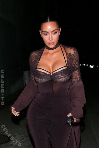 Kim Kardashian nude photo 39