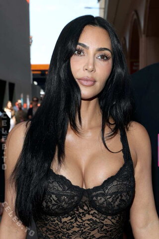 Kim Kardashian nude photo 11