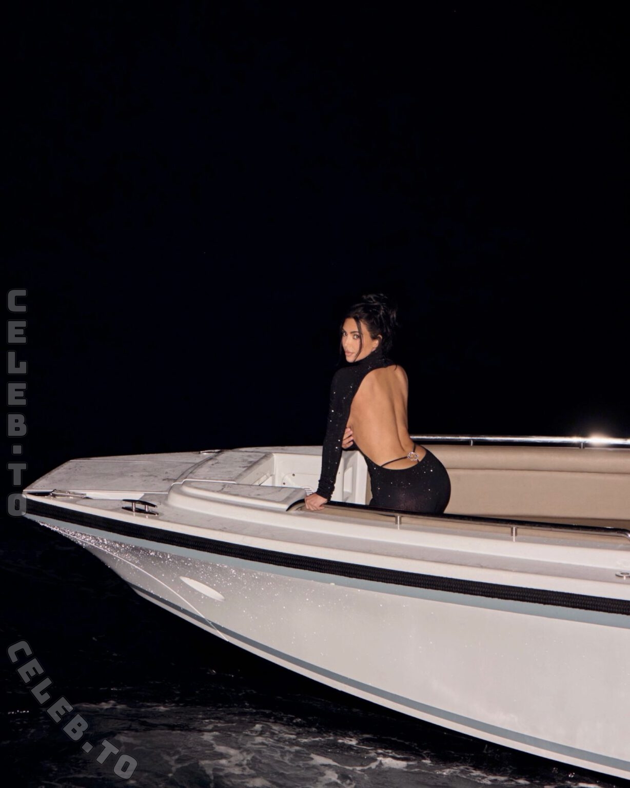 Kim Kardashian nude photo 4