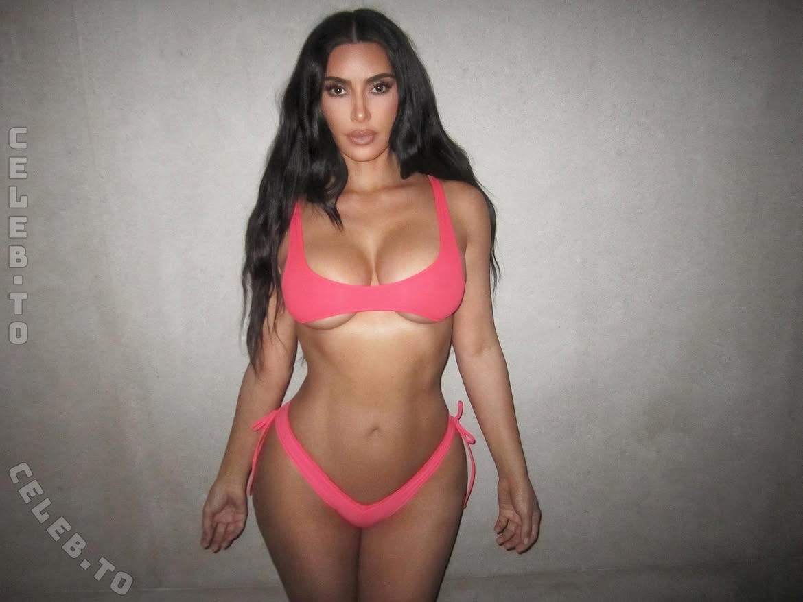 Kim Kardashian nude photo 5