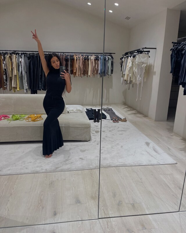 Kim Kardashian nude photo 4