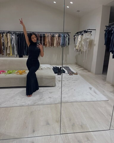 Kim Kardashian nude photo 43