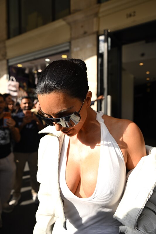 Kim Kardashian nude photo 2