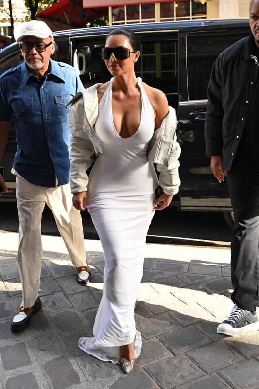 Kim Kardashian nude photo 4