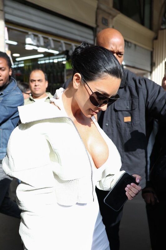 Kim Kardashian nude photo 11