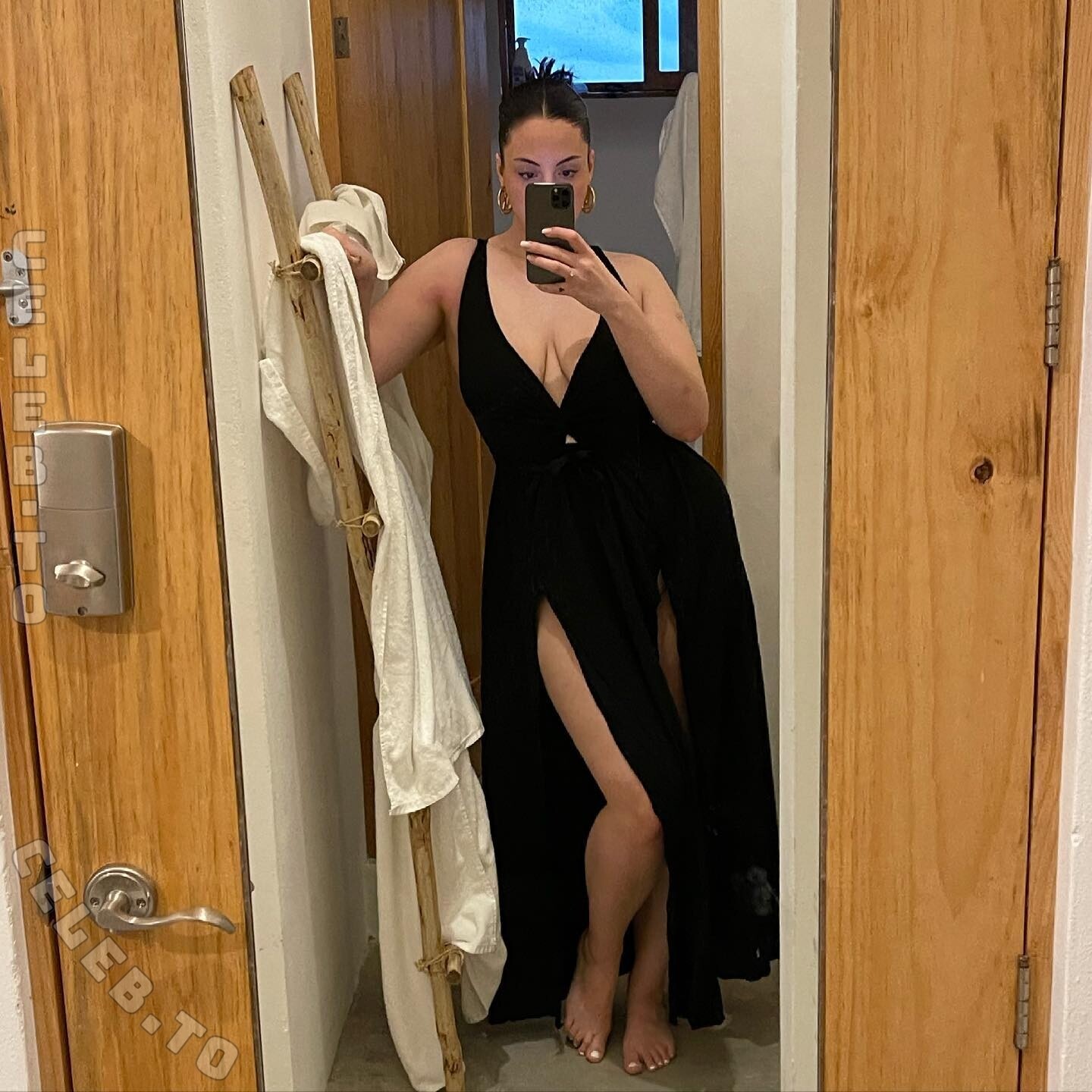 Kim Mathei nude photo 10