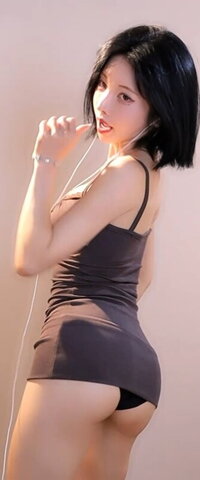 Kim Yu nude photo 32