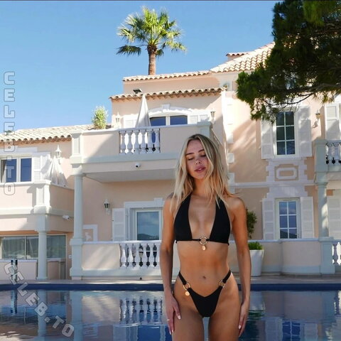Kimberley Garner nude