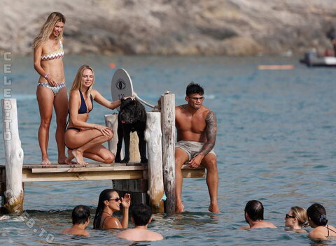 Kimberley Garner nude photo 10