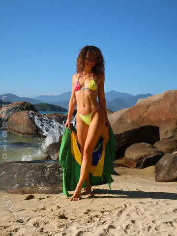 Kimberly Budinsky nude photo 1
