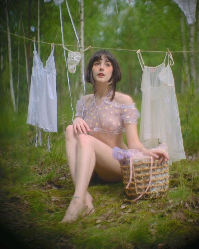 Kimekomi nude photo 2