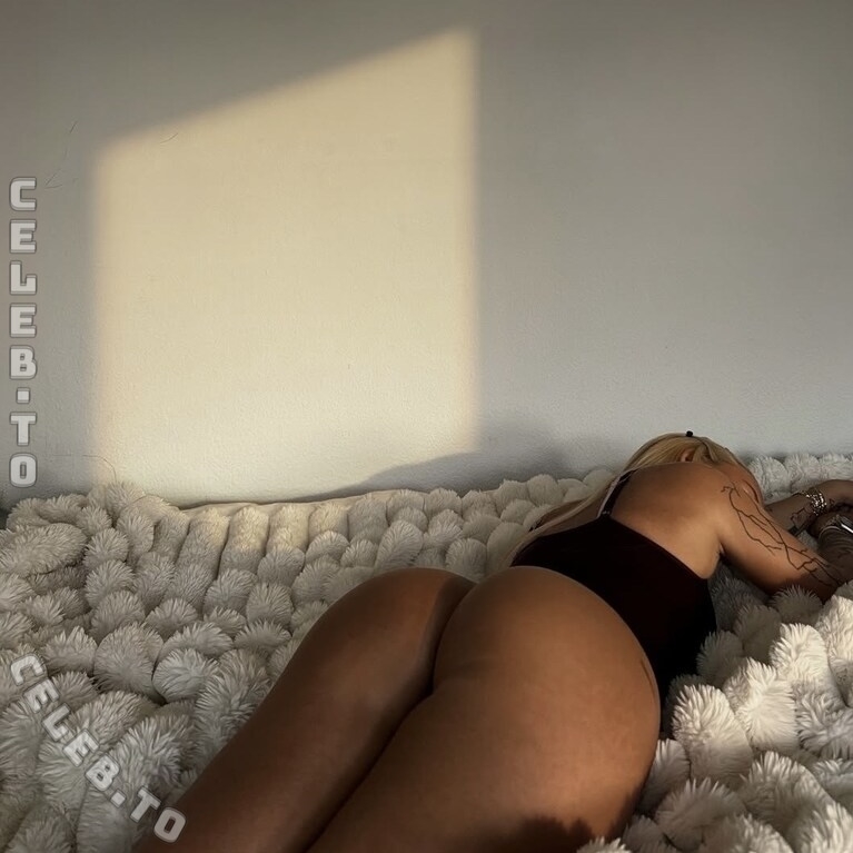 Kim.Lxv nude photo 2