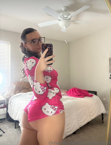 Kinley Sexy (6 photos)