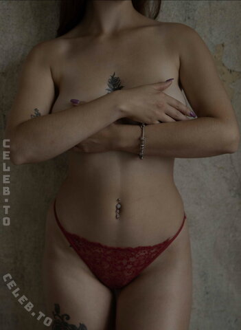 Kippenlust nude photo 12