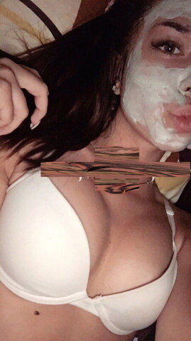 Kira Asmi nude photo 5