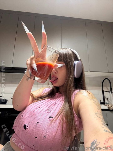 Kira Clark nude photo 91
