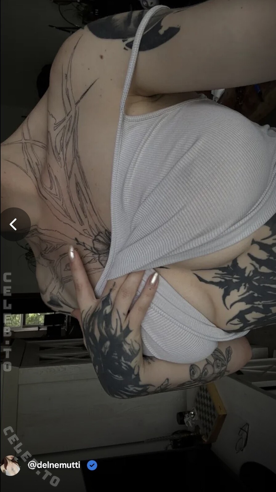 Kira-Julie nude photo 5