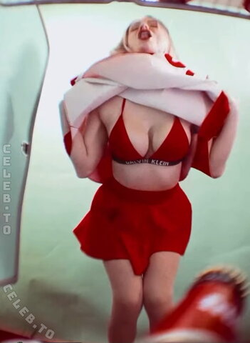 Kira Karambole nude photo 17