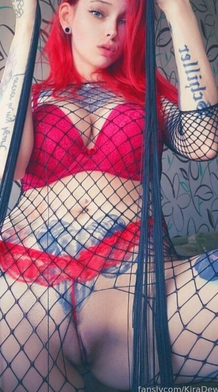 KiraDeWitch nude photo 2