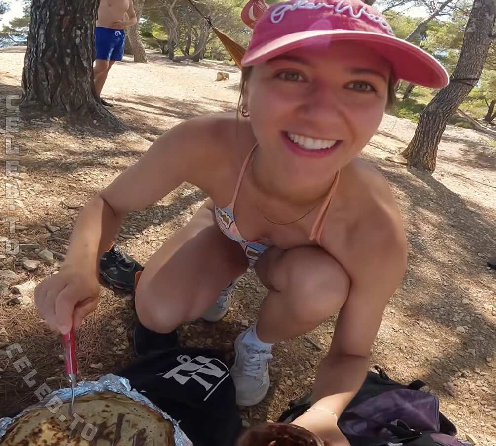 kirafuerte nude photo 5
