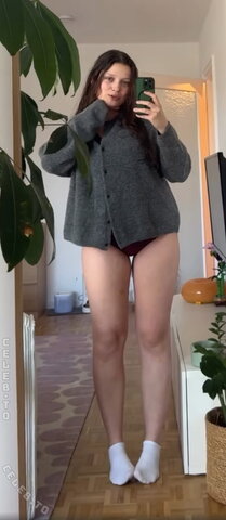 Kirasview nude photo 5