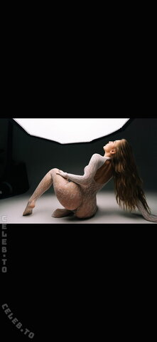 Kiraxxcherry nude photo 39