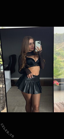 Kiraxxcherry nude photo 12