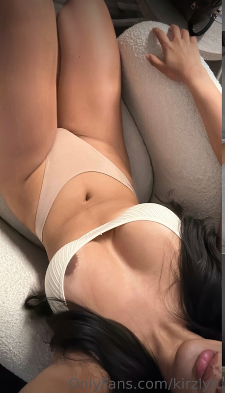 Kirzlyn nude photo 12