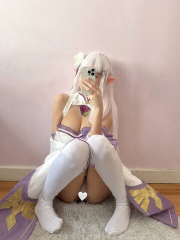 Kitsunedere nude photo 12