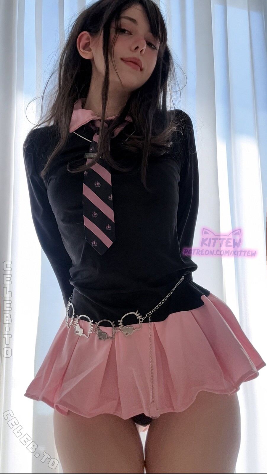 Kittew nude photo 7