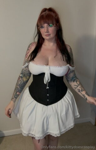 KittyDoesCosplay nude photo 76