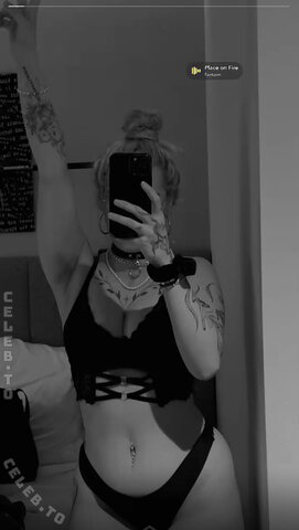 kittykattoni nude photo 38