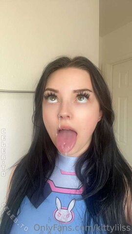 Kittylilss nude photo 53