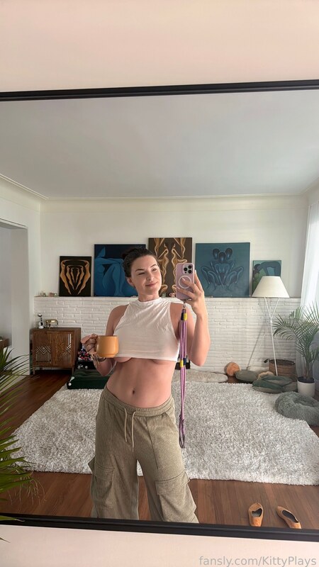 KittyPlays nude photo 49