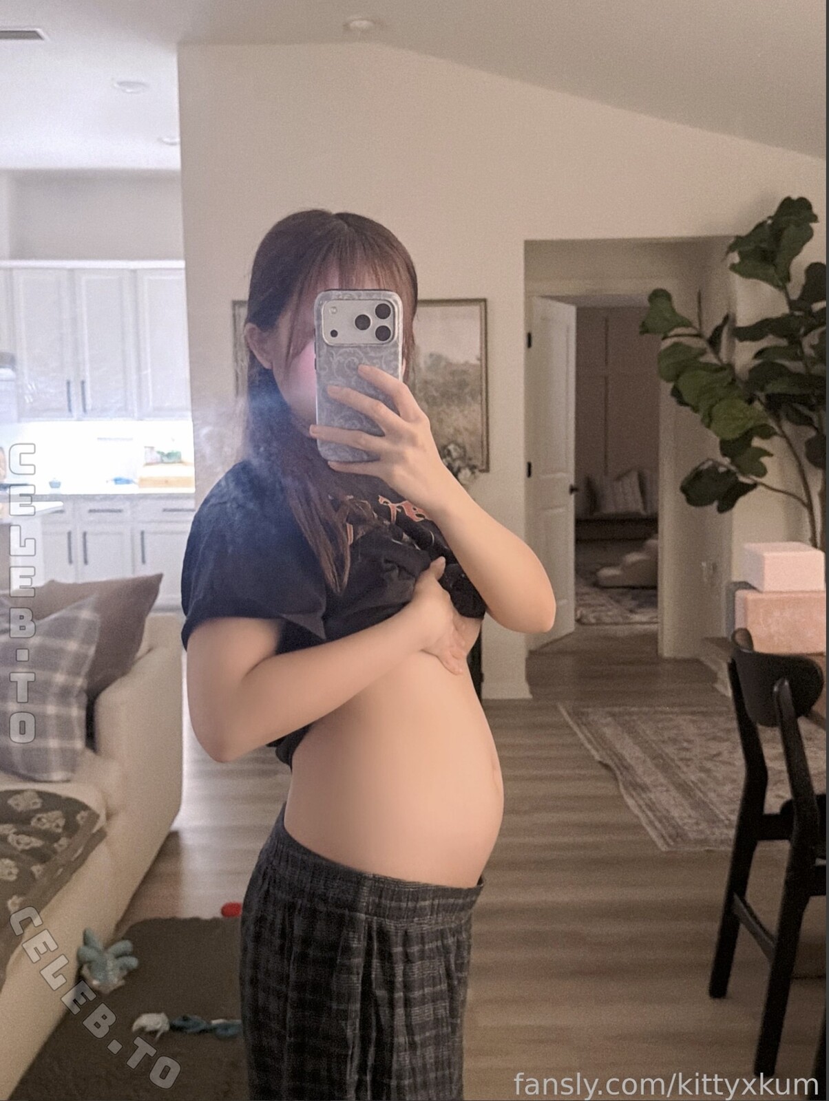 Kittyxkum nude photo 13