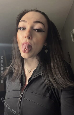 kkaywwaa nude photo 92