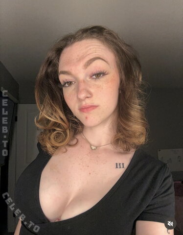 kkaywwaa nude photo 60