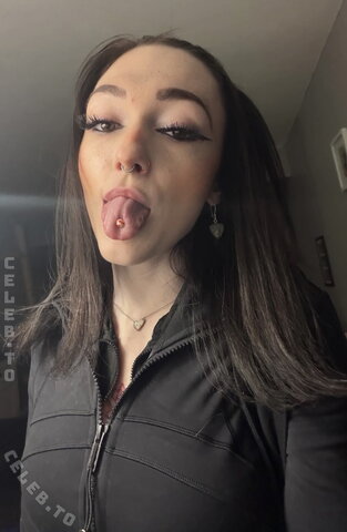 kkaywwaa nude photo 59