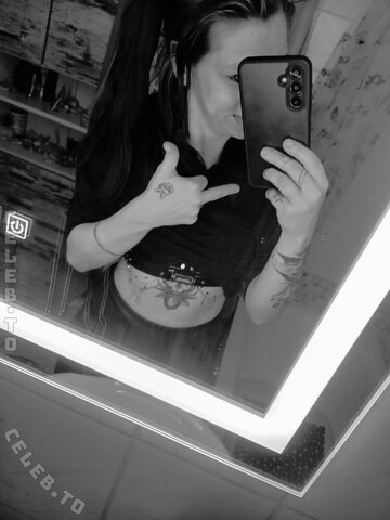 Klein_Blond – (Bestfans) Hey you pretty people I will only post pictures & videos here like this 💋 Feel free to write…