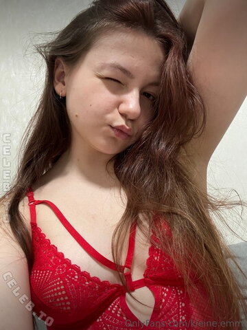 Kleine.emmi nude photo 58