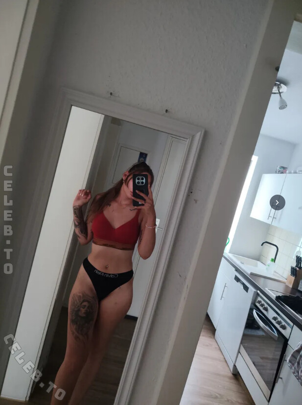Kleinegaach98 nude photo 3