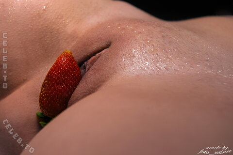 Knallbonbon nude photo 105