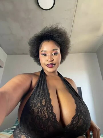 Knockoutbestie nude photo 4