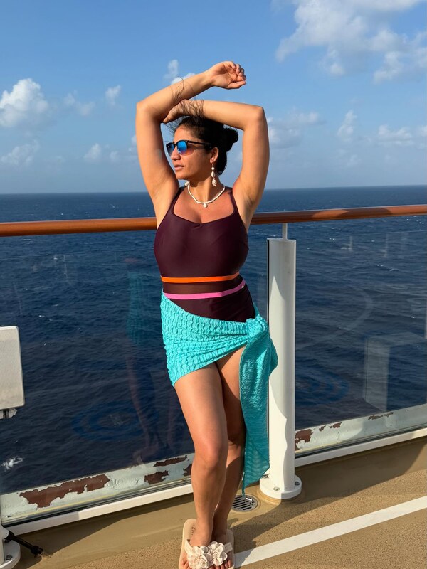 komal bhagat nude photo 7