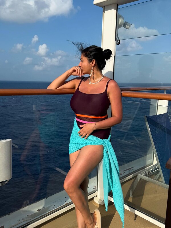 komal bhagat nude photo 8