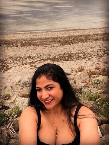 komal bhagat nude photo 22