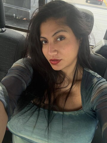 komal bhagat nude photo 15